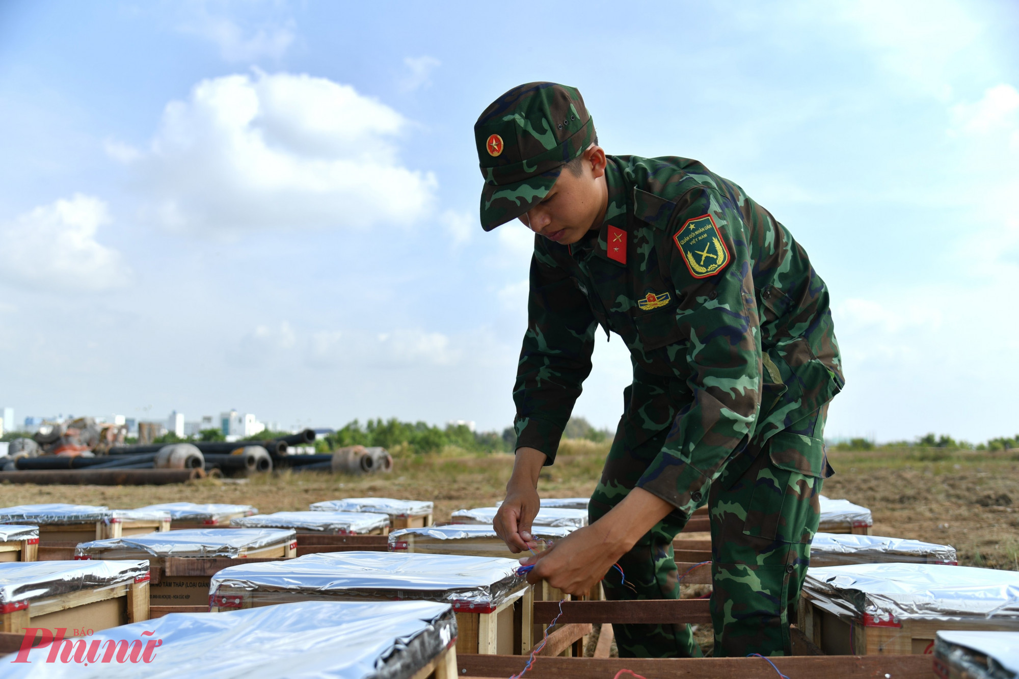 Kinh phí bắn pháo hoa đêm giao thừa Tết Nguyên đán Ất Tỵ 2025, huy động từ nguồn vận động tài trợ xã hội hóa