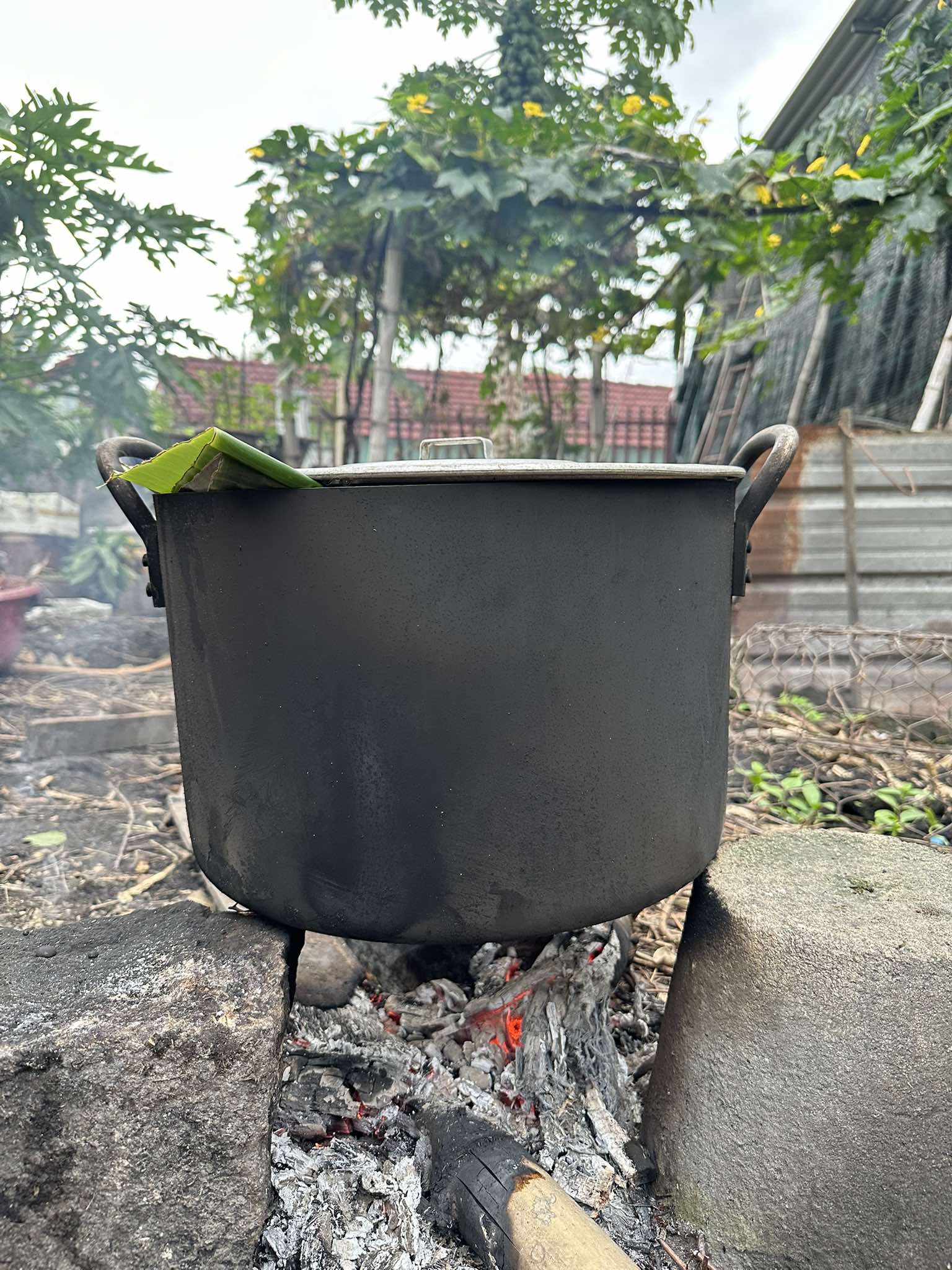 Nồi bánh tét chỉ có 4 đòn