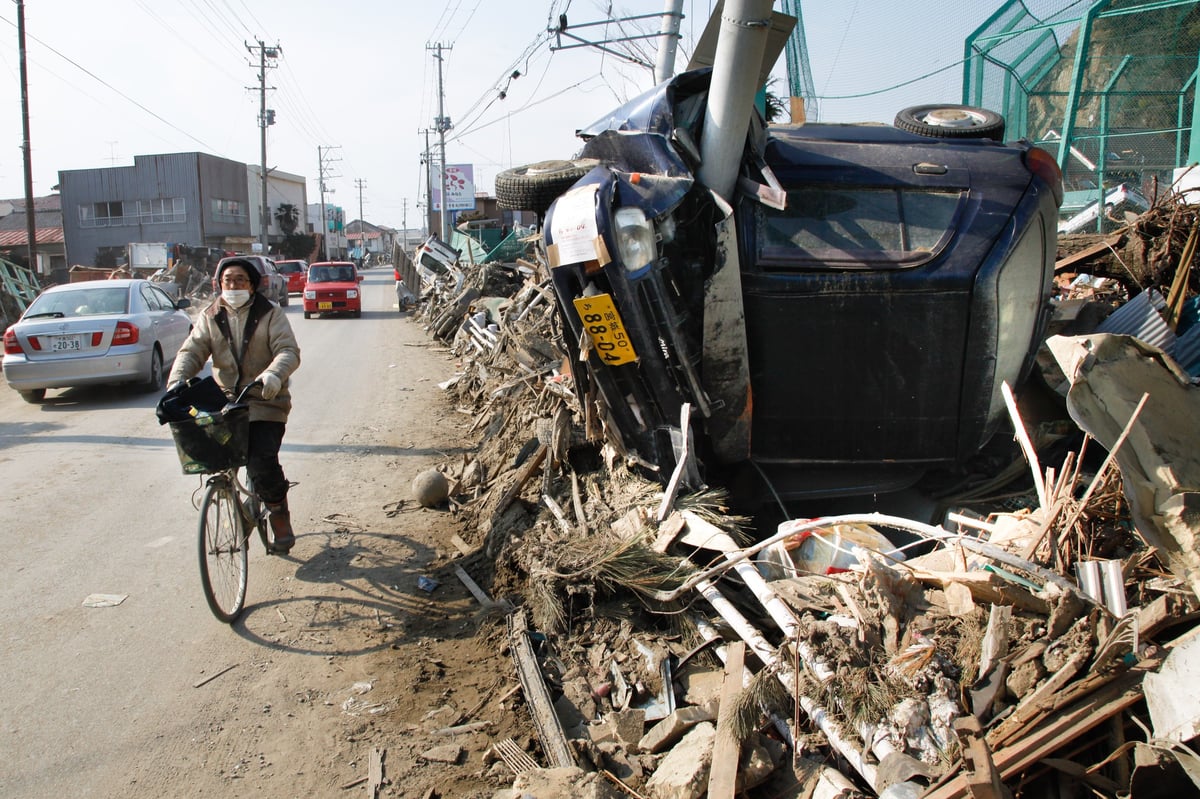 Phải mất vài năm sau đó để thành phố Ishinomaki dần khôi phục diện mạo, duy nhiều người vẫn tiếp tục sống với nỗi ám ảnh và tiếc thương các nạn nhân đã qua đời. - Ảnh: Getty