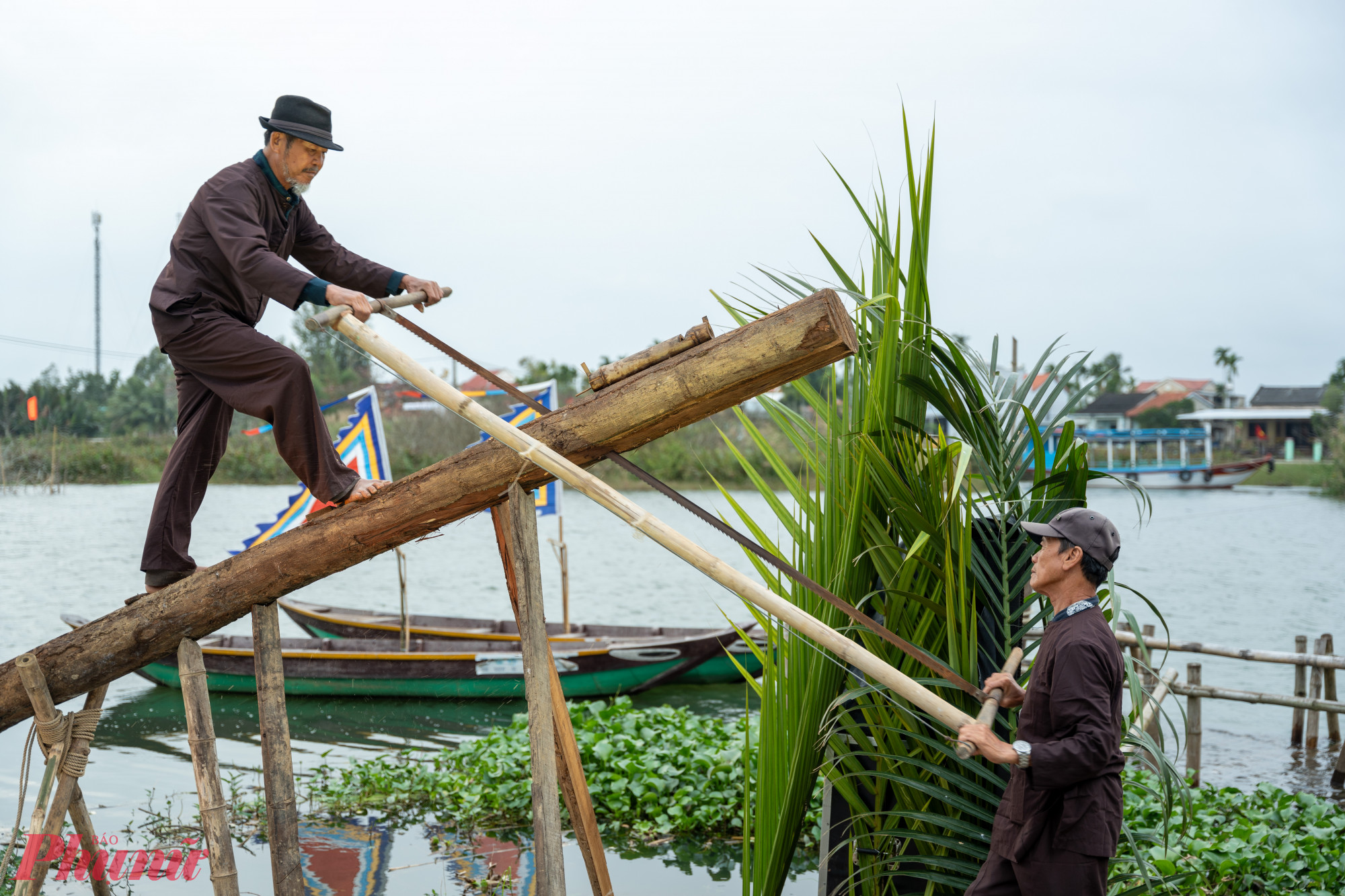 Với sáng kiến “Mộc Kim Bồng - Khơi nguồn sáng tạo” của Hội An khi đăng ký ứng cử gia nhập Mạng lưới các thành phố sáng tạo của UNESCO, trong thời gian qua, Hội An đã tập trung đầu tư cơ sở hạ tầng, tổ chức hoạt động hướng dẫn tham quan, phát triển mô hình du lịch cộng đồng gắn với làng quê sinh thái, phát huy các hoạt động văn hóa, cùng sự năng động, quyết liệt của chính quyền và nhân dân địa phương.