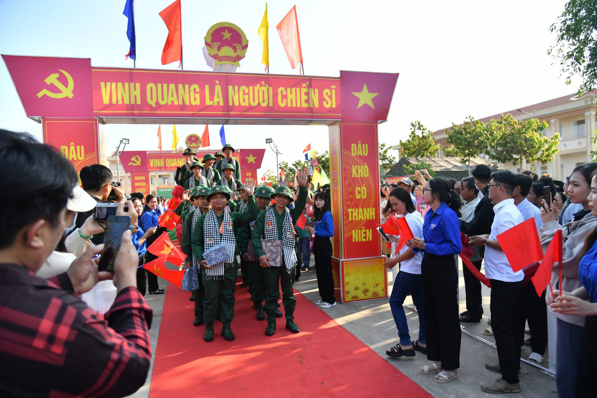 Năm nay, 100% thanh niên trên địa bàn tỉnh Kiên Giang đều bảo đảm đủ các tiêu chuẩn để nhập ngũ theo quy định, chất lượng thanh niên nhạp ngũ năm nay đạt tỷ lệ cao hơn sơn với năm 2024.