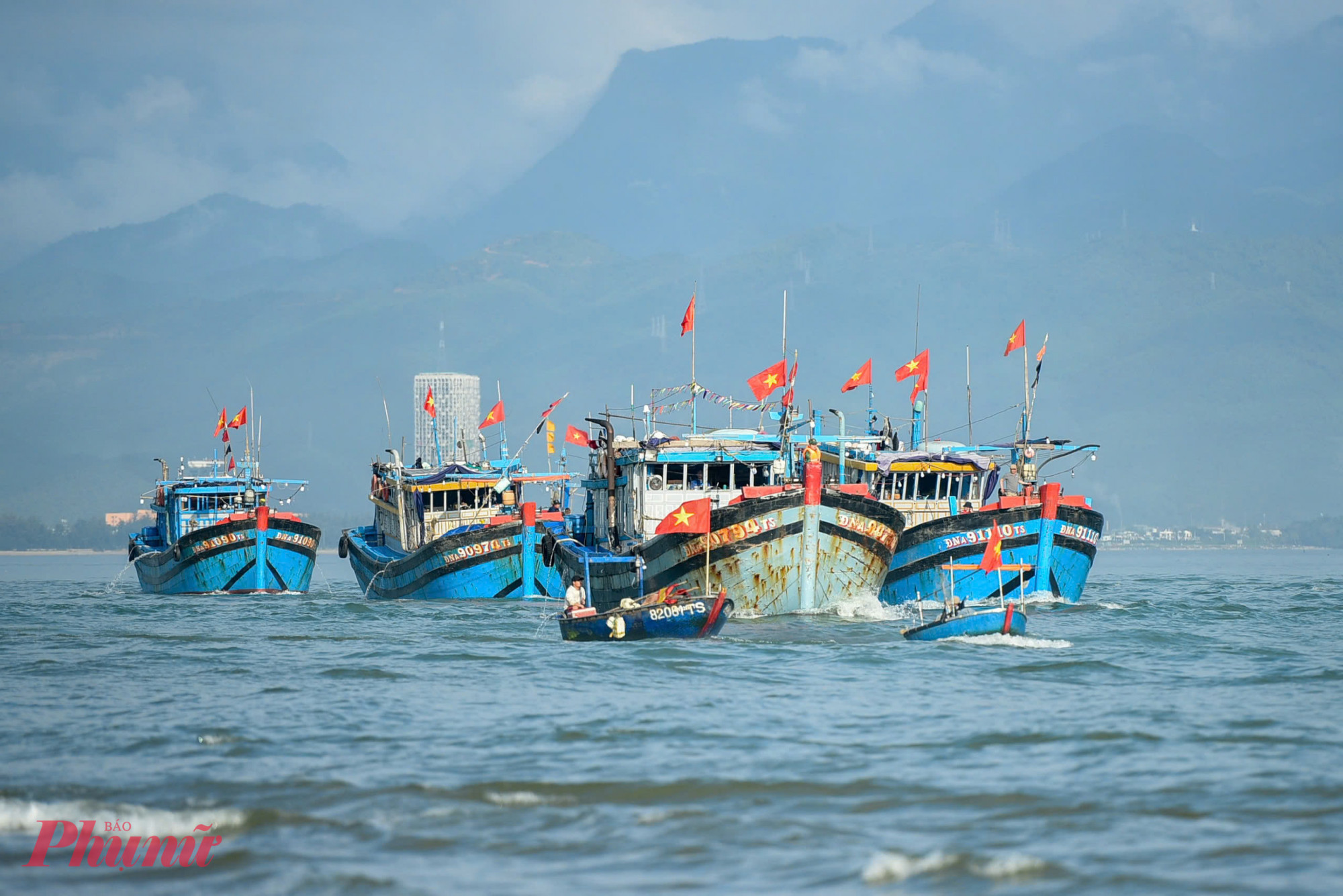 Lễ hội Cầu ngư truyền thống góp phần bảo tồn các giá trị tâm linh, tín ngưỡng, lịch sử truyền thống, văn hóa - nghệ thuật, xác lập chủ quyền biển đảo… Lễ hội đề cao giá trị cố kết cộng đồng trong đời sống hiện đại, điểm hẹn văn hóa đặc sắc cho du khách muốn tìm hiểu, trải nghiệm cuộc sống của người dân địa phương.