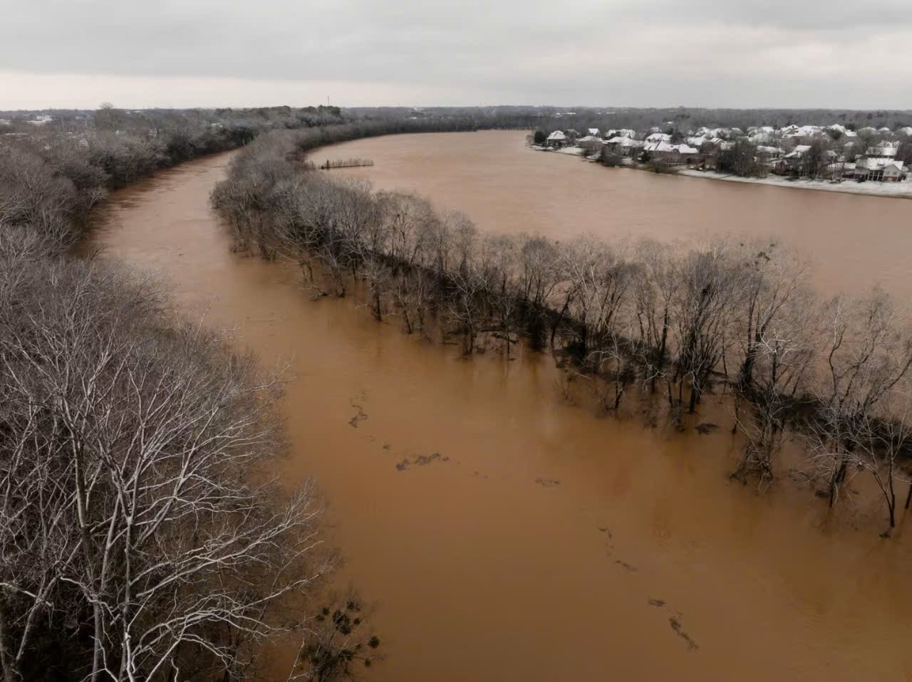 Lũ lụt nghiêm trọng tàn phá bang Kentucky, Mỹ - Ảnh: Getty image