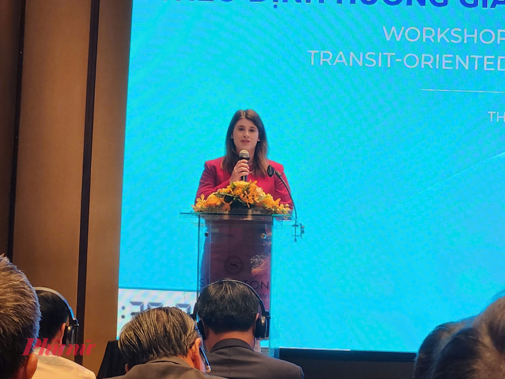 Bà Alexandra Smith, Tổng Lãnh sự quán Anh kiêm Giám đốc Thương mại của Vương quốc Anh tại TPHCM - cho biết Anh muốn hỗ trợ TPHCM phát triển TOD