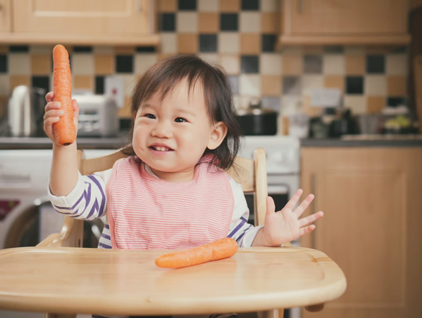 gười mẹ thích ăn nhiều rau củ lành mạnh lúc đang mang thai thì trẻ sơ sinh cũng sớm phát triển thói quen tương tự — Ảnh: Shutterstock