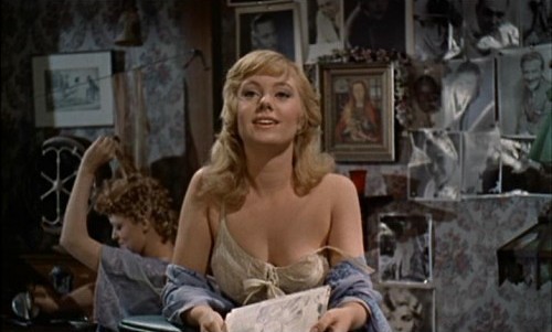 Những diễn viên và tác phẩm chiến thắng Oscar về đề tài lao động tình dục Shirley Jones