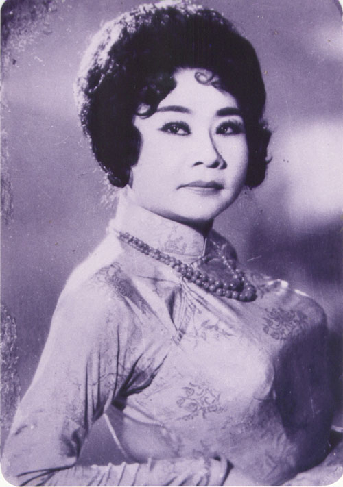 NSND Phùng Há (1911 - 2009), tên thật là Trương Phụng Hảo, 