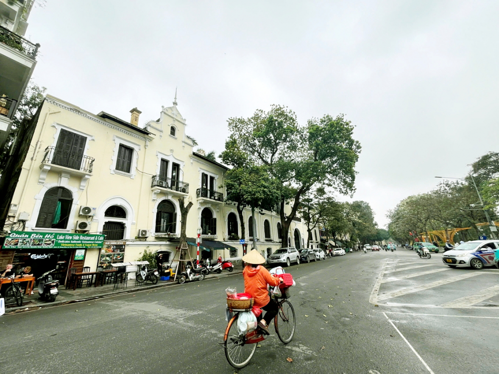 Mở rộng không gian Hồ Gươm phải hài hòa với di sản Tòa trụ sở Sở Văn hóa và Thể thao TP Hà Nội có kiến trúc cổ kính - ẢNH: BẢO KHANG