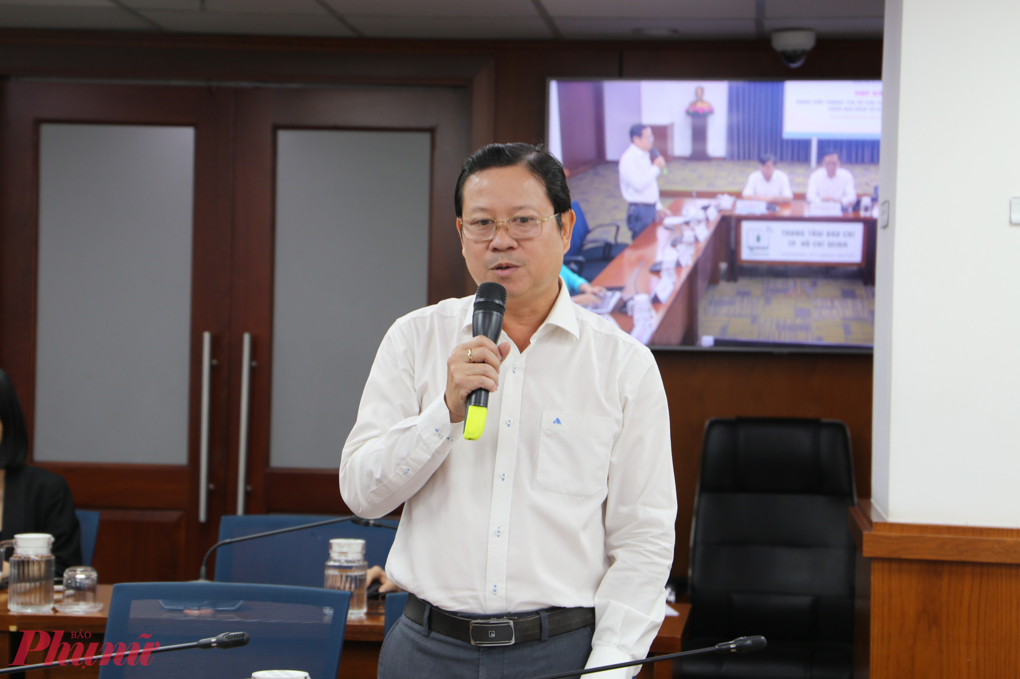 Ông Nguyễn Hoàng Hưng - Trưởng phòng Xây dựng chính quyền và công tác thanh niên - Sở Nội vụ - đã thông tin về lộ trình sắp xếp đơn vị hành chính cấp xã - Ảnh: Thanh Tâm