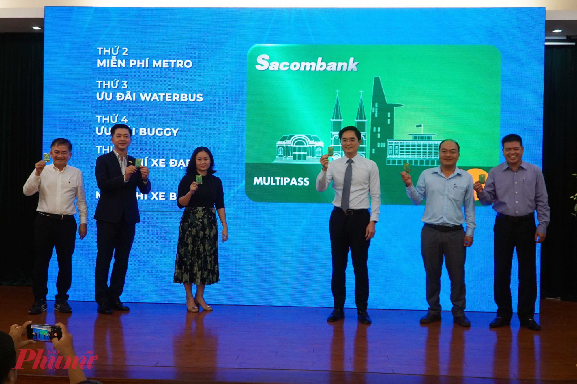 Thẻ MultiPass chính thức được ra mắt - Ảnh: Vũ Quyền