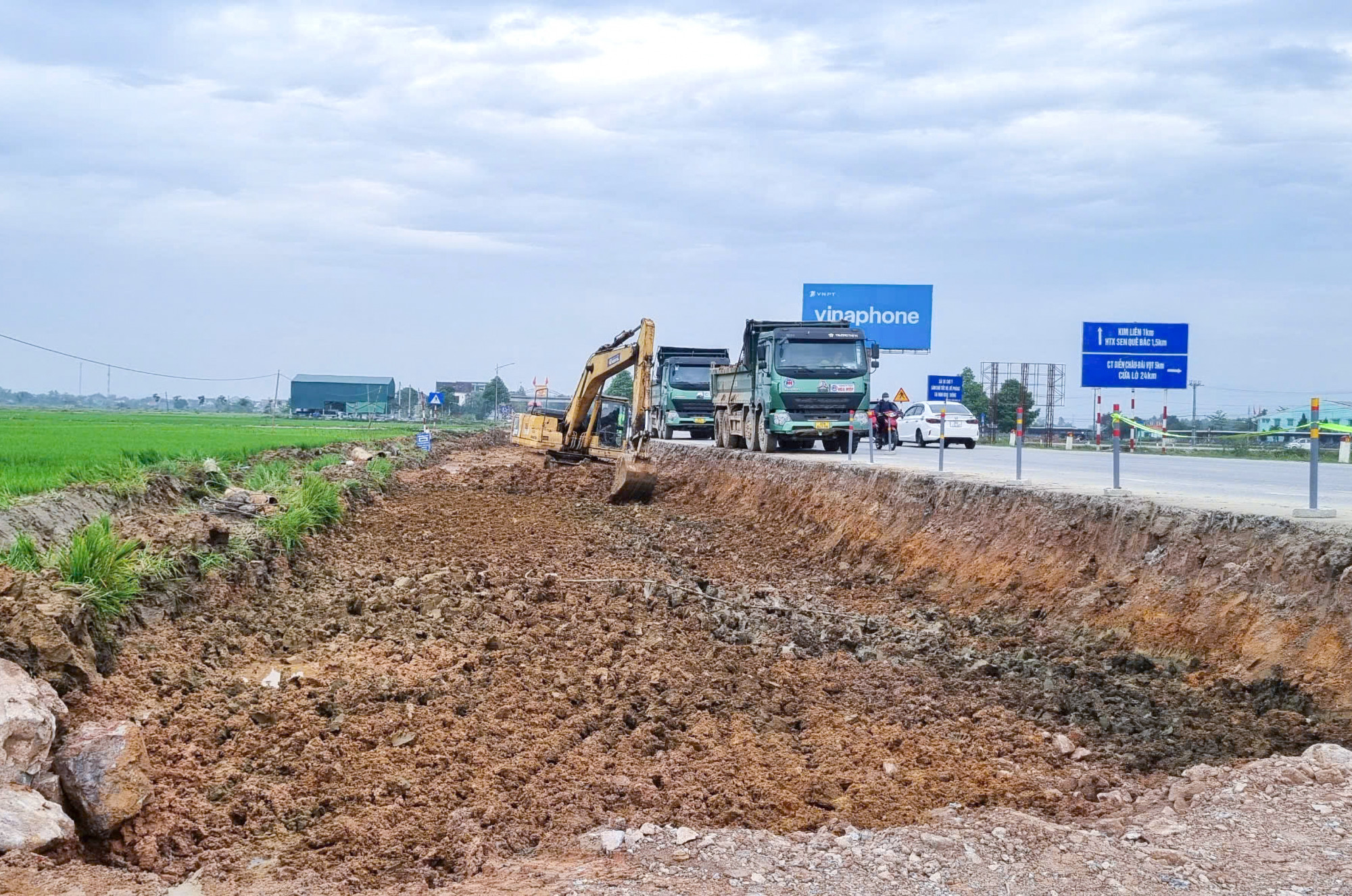 Dự án nâng cấp cải tạo quốc lộ 46 đoạn Vinh - Nam Đàn dài gần 11km, có tổng mức đầu tư 500 tỉ đồng - Ảnh: Khánh Trung