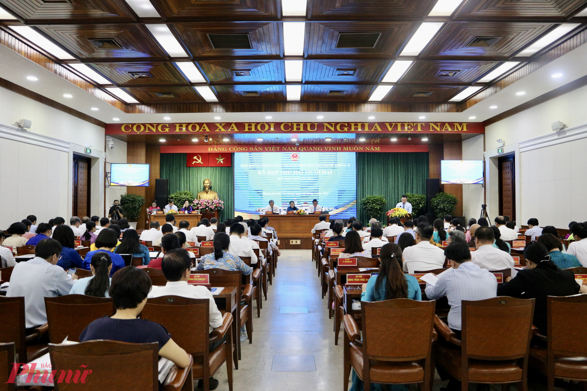 Với mô hình chính quyền hai cấp và hợp nhất ba tỉnh thành, TPHCM hướng đến xây dựng siêu đô thị hiện đại, tinh gọn và hiệu quả - Ảnh: Thanh Tâm
