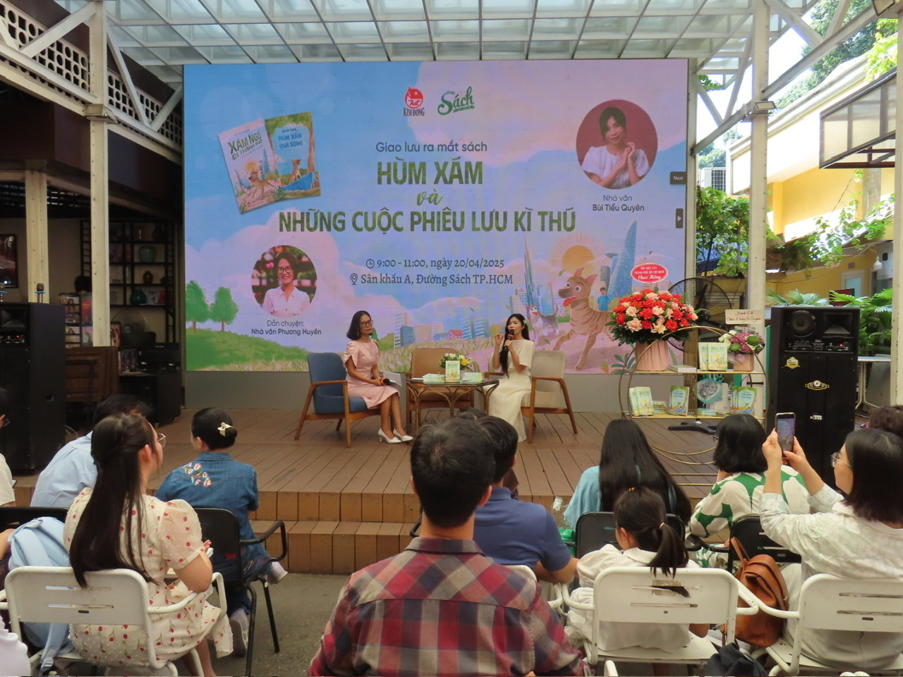 Buổi ra mắt sách thu hút nhiều bạn đọc yêu truyện thiếu nhi 