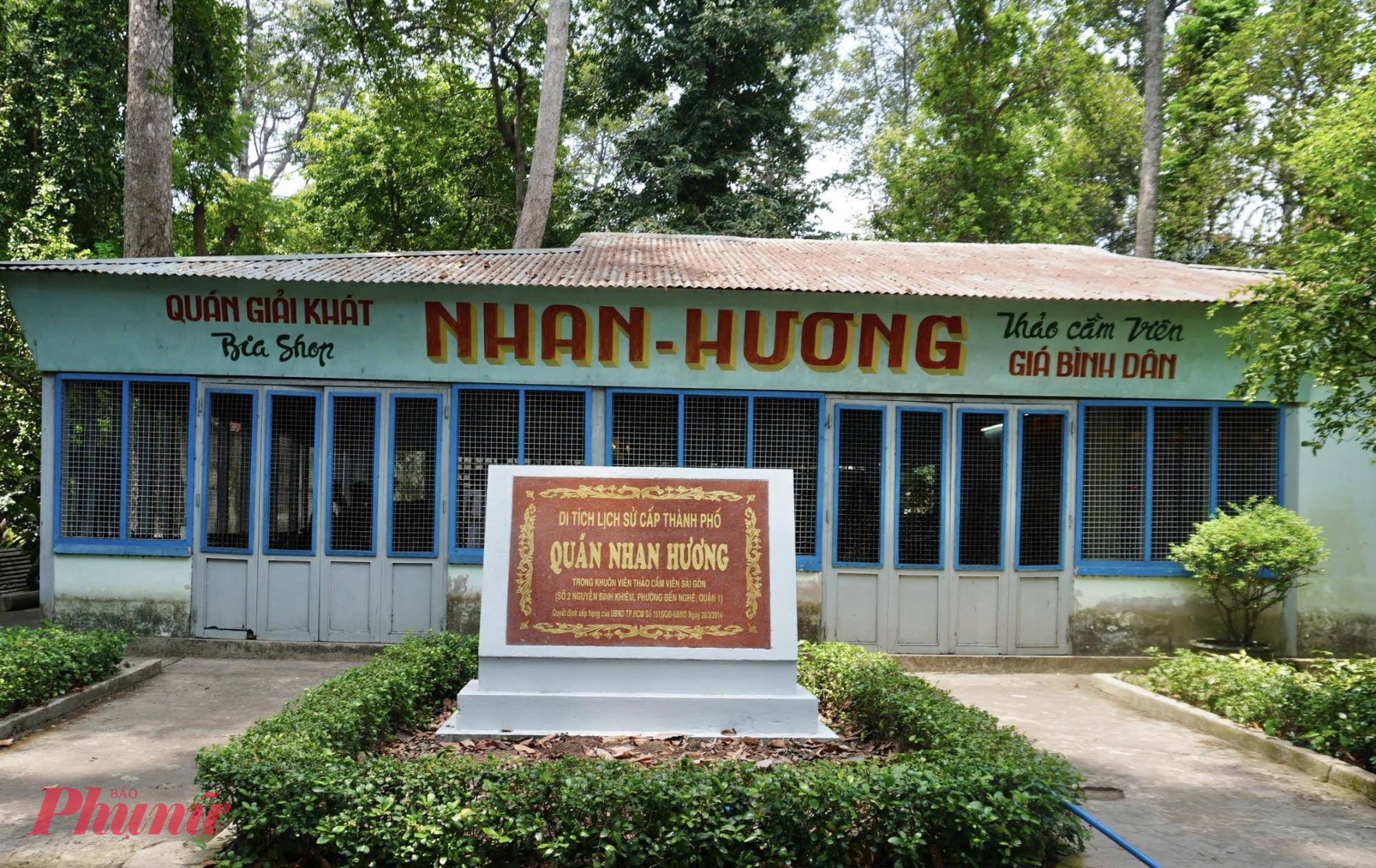 Quán Nhan Hương, căn cứ bí mật của biệt động Sài Gòn giữa Thảo Cầm Viên Tọa lạc bên trong Thảo Cầm Viên (quận 1), Quán Nhan Hương là cơ sở bí mật của lực lượng biệt động Sài Gòn từ năm 1963 – Ảnh: Thanh Tâm