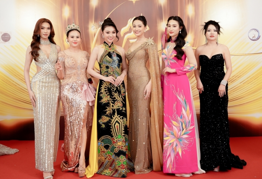 Vòng Bán kết sẽ được diễn ra vào ngày 22/5/2025  với các nội dung gồm trang phục áo dài và trang phục dạ hội. Các thí sinh sẽ được giao lưu, học hỏi, hoàn thiện bản thân và Ban giám khảo sẽ bình chọn 30 thí sinh tiến vào Vòng Chung kết