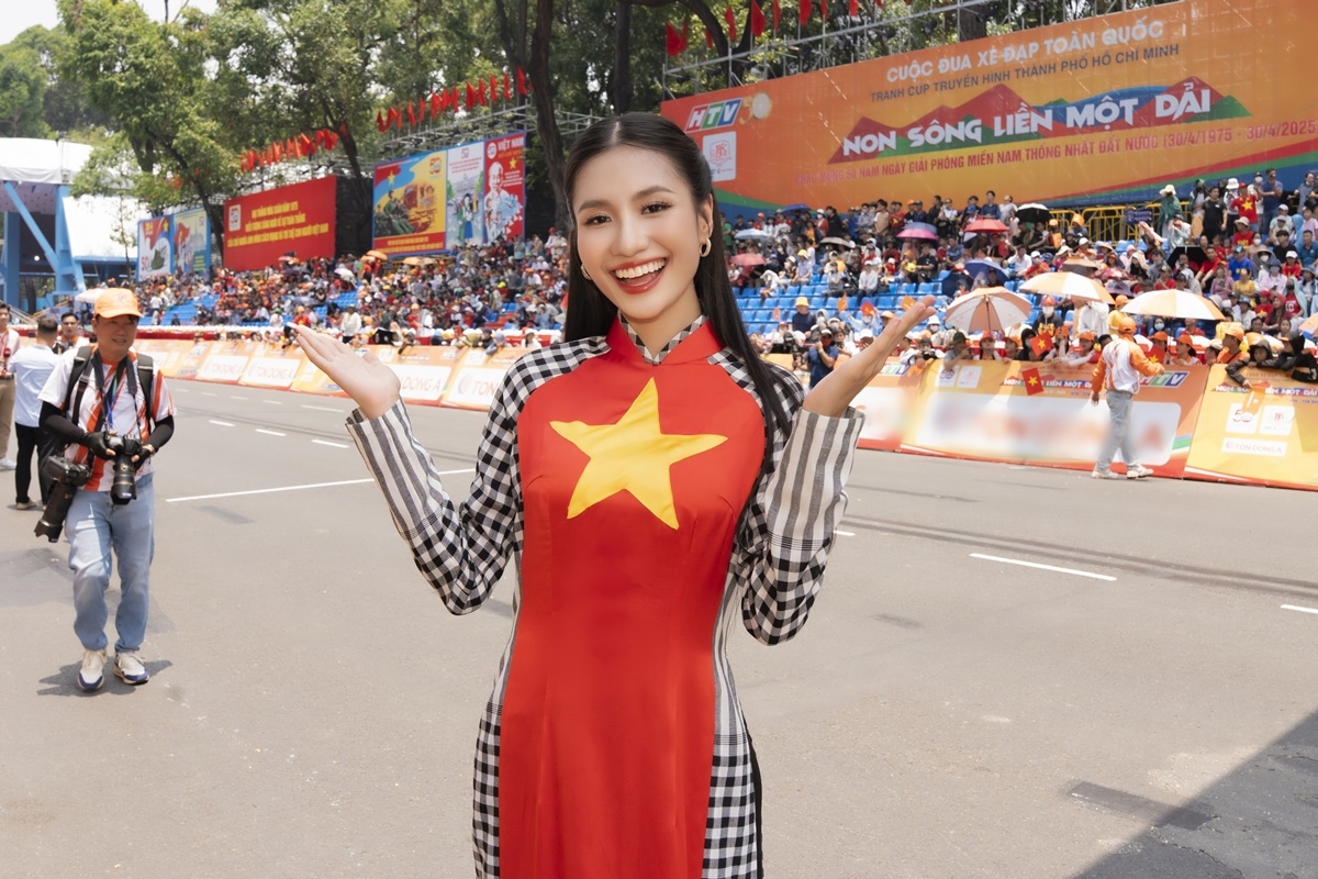 Với nàng hậu, những hình ảnh đẹp về thể thao cần được lan tỏa, như một thông điệp ý nghĩa về việc rèn luyện, nâng cao sức khỏe để tiếp hành trình xây dựng kinh tế, phát triển đất nước trong thời gian tới.