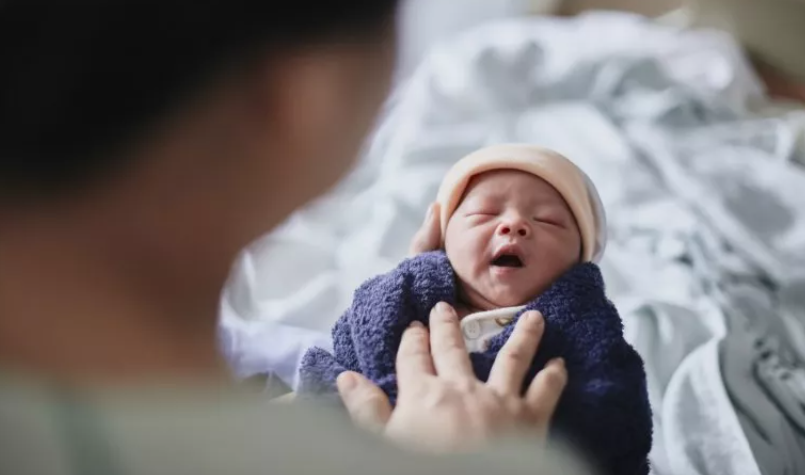 Nghiên cứu khẳng định thế giới có thể cần nhiều trẻ sơ sinh hơn để tránh tuyệt chủng. Ảnh: Getty Images