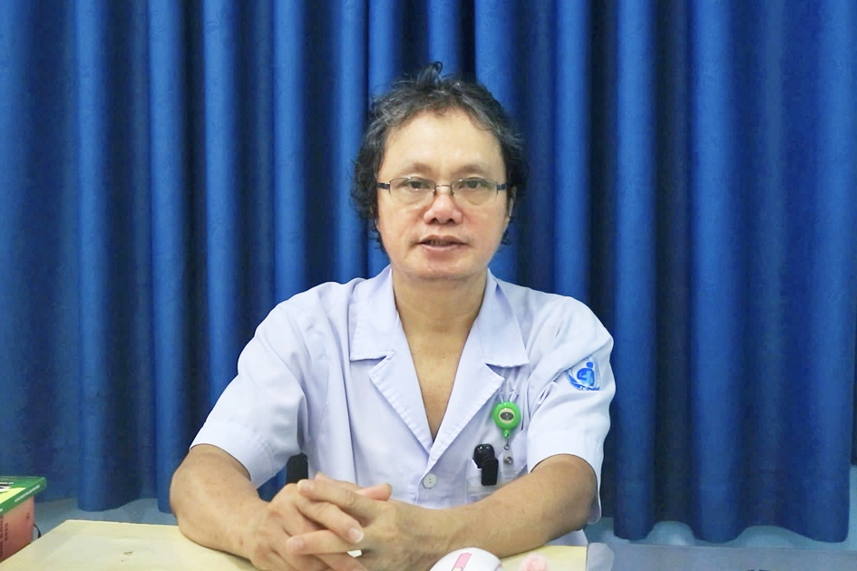 Cẩn trọng với những “mẹo vặt nuôi con nhàn tênh” Bác sĩ Trương Hữu Khanh