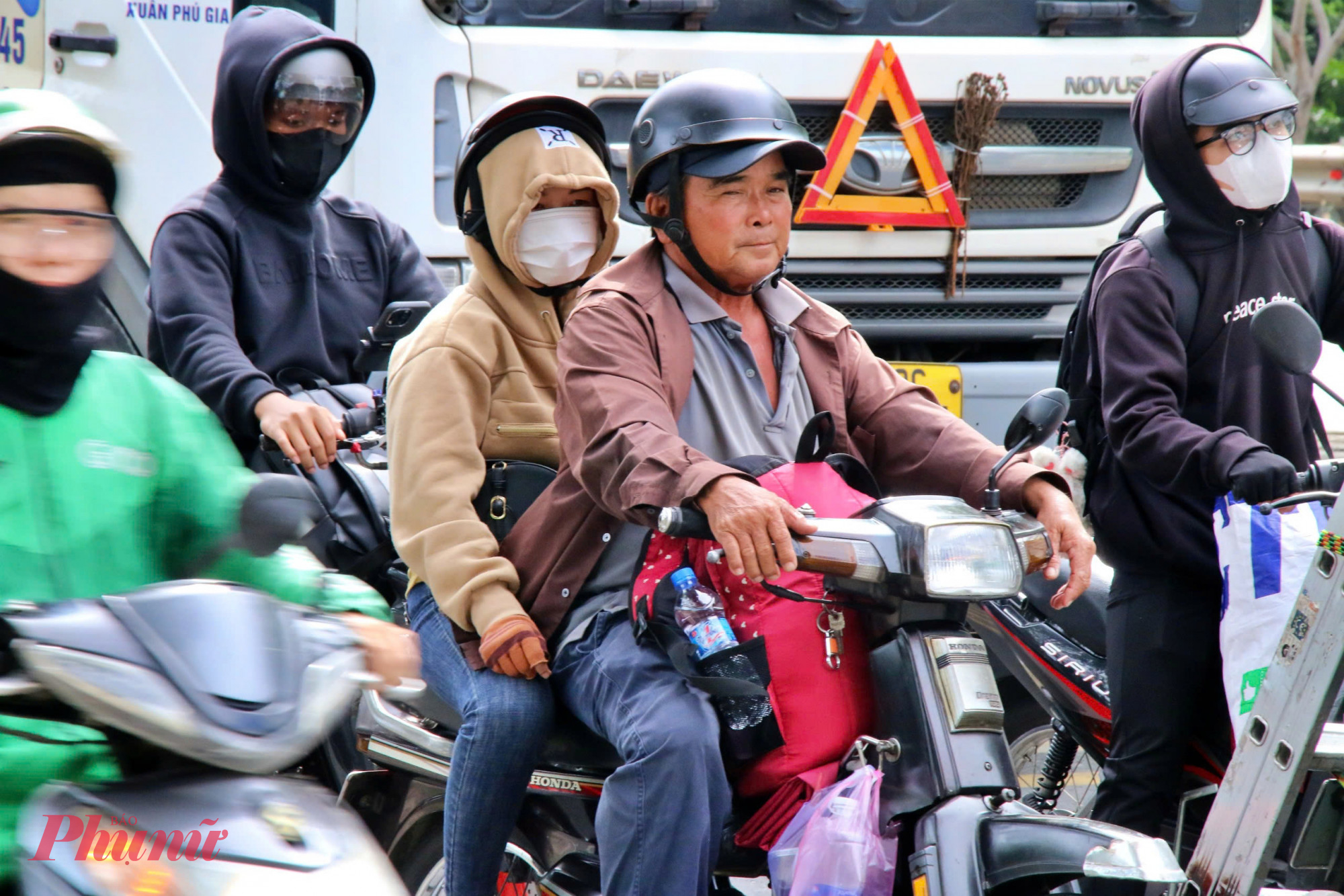 Hầu hết các phương tiện đều là những người từ các tỉnh miền Đông Nam Bộ có quê ở các tỉnh như Lâm Đồng, Nha Trang, Vũng Tàu,...