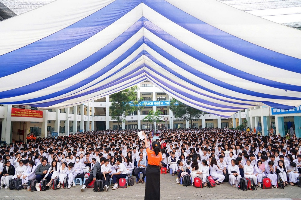 Sự hưởng ứng đông đảo của học sinh đã khẳng định sức lan tỏa và khả năng kết nối cộng đồng của dự án - Ảnh: HUTECH