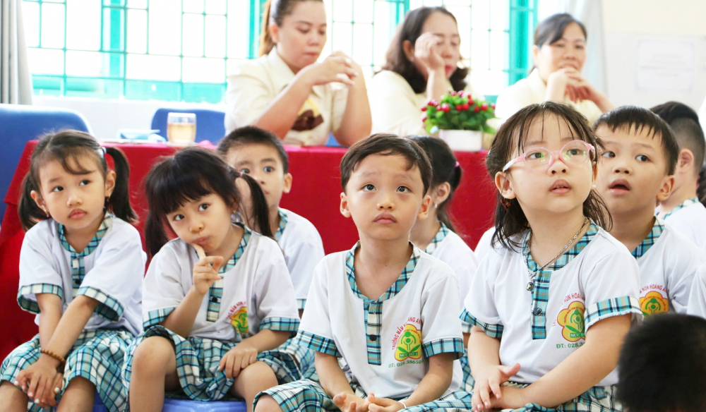 Tuyển sinh đầu cấp ở TPHCM: Hướng đến giáo dục công bằng Học sinh lớp Lá, Trường mầm non Hoàng Anh, quận Tân Phú tham gia “Ngày hội giới thiệu ngôi trường tiểu học của em” tại Trường tiểu học Hiệp Tân, quận Tân Phú năm học 2024-2025