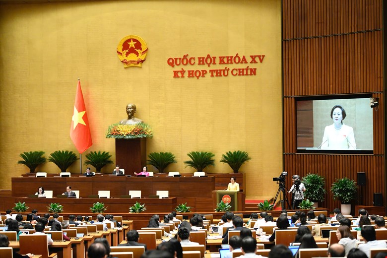 Quốc hội nghe Tờ trình dự thảo Nghị quyết 