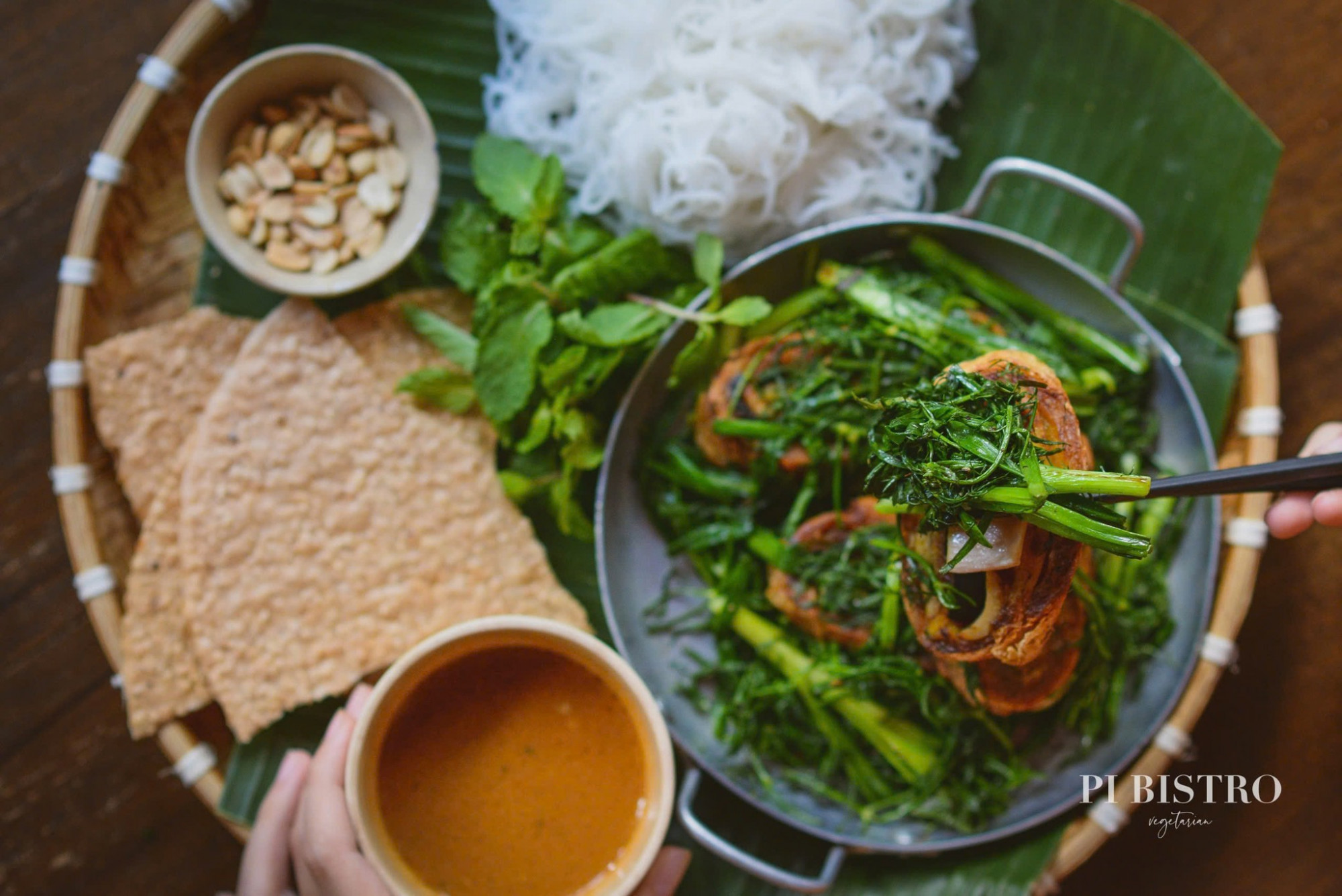  Chi phí dao động 120.000 – 150.000đ/người. Giờ mở cửa: 10:00 – 21:30.Level 3, 187/15 Điện Biên Phủ, Quận 1, 