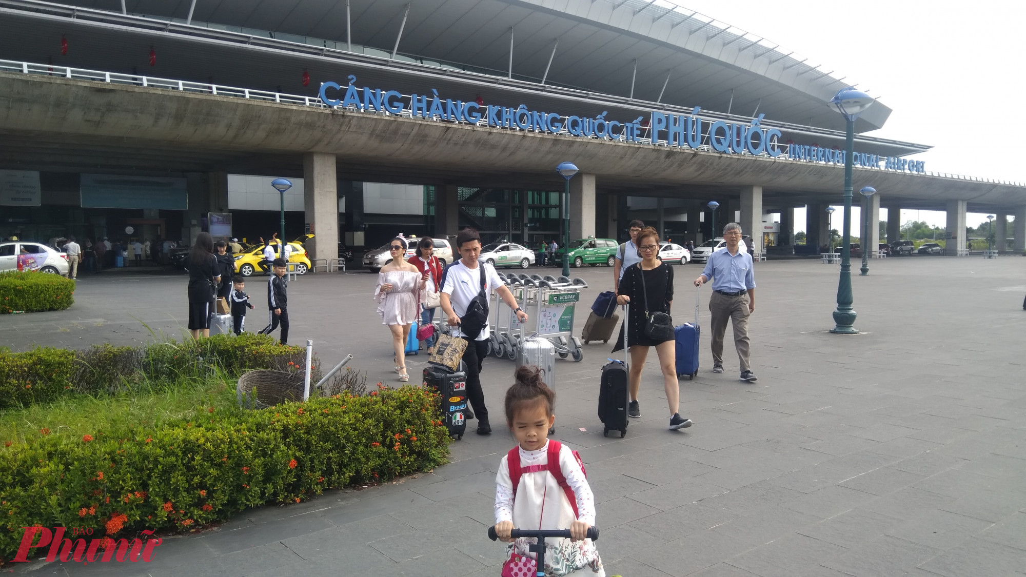 Sân bay Phú Quốc được quy hoạch đón 18 triệu khách và 50.000 tấn hàng hóa/năm - Ảnh Phú Hữu