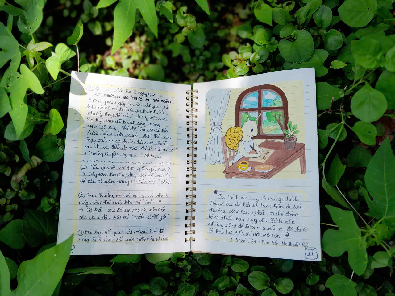 Khi bị lún sâu vào vũng lầy của những nỗi sợ hãi, tôi bắt đầu tập vẽ journal về câu chuyện của “cô nàng ốc sên” nỗ lực vượt sự trì hoãn để phát triển bản thân (ảnh do tác giả cung cấp)