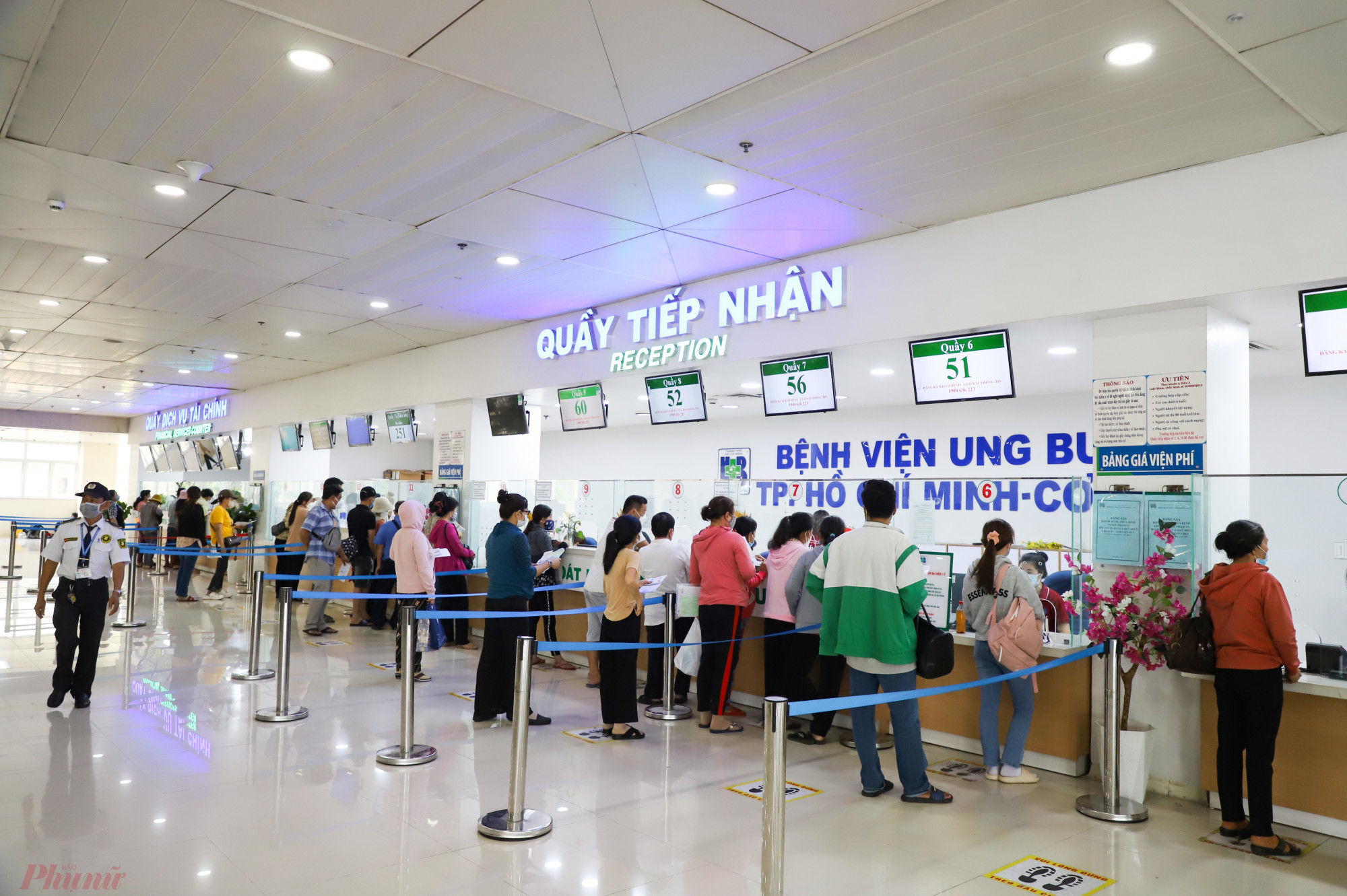 Khu tiếp nhận bệnh tại Bệnh viện Ung bướu TPHCM