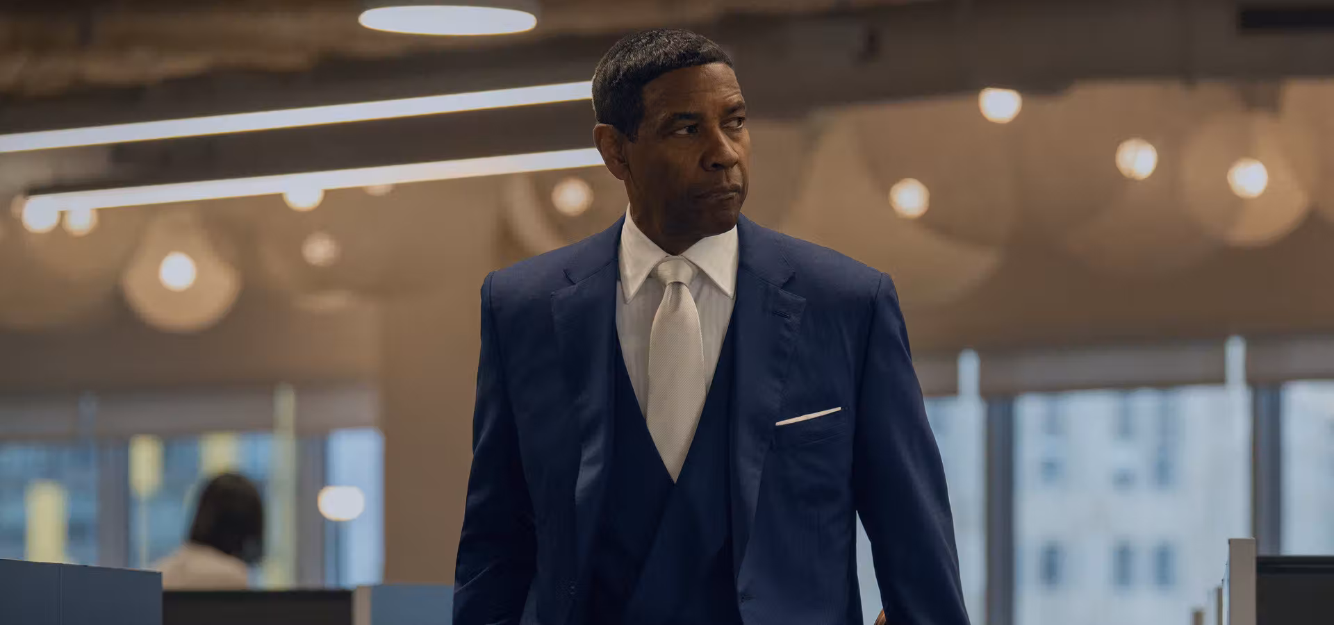 Denzel Washington thêm một lần nữa khẳng định vị thế ngôi sao trong 