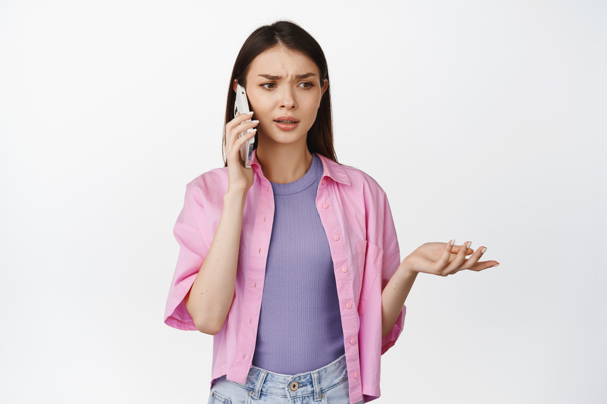 Hành động liên tục gọi điện, nhắn tin rủ bạn nữ đi nhậu dù đã bị từ chối là khiếm nhã và thiếu tinh tế từ 