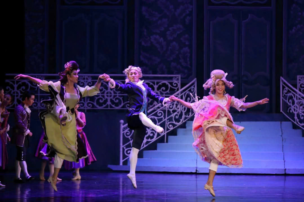 Vở ballet Cô bé Lọ Lem 