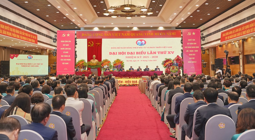 Toàn cảnh Đại hội đại biểu Đảng bộ BIDV lần thứ XV, nhiệm kỳ 2025 - 2030