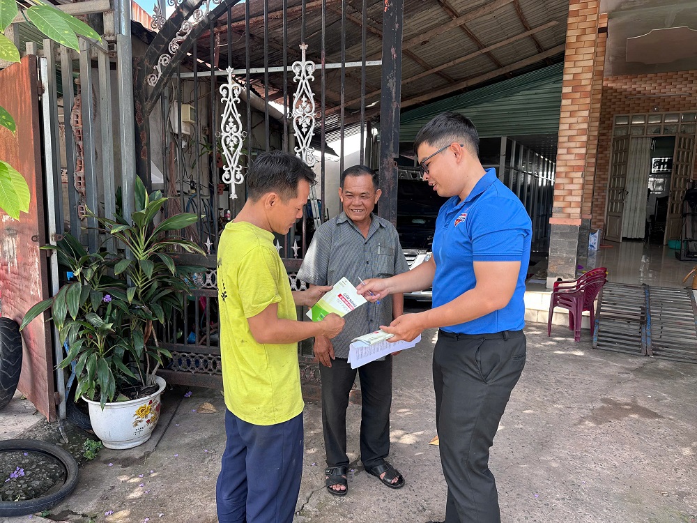 EVNHCMC đảm bảo an toàn điện trong mùa mưa, bão năm 2025 - Ảnh: EVNHCMC