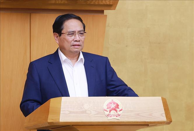 Thủ tướng Phạm Minh Chính: Thay đổi tư duy từ quản lý sang kiến tạo, phục vụ Thủ tướng Phạm Minh Chính chủ trì Phiên họp Chính phủ chuyên đề về xây dựng pháp luật tháng 5 năm 2025. Ảnh: Dương Giang/TTXVN