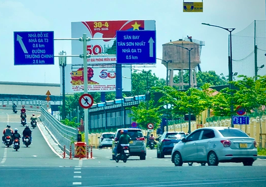 Đường vào nhà ga T3 còn nhiều bất cập 