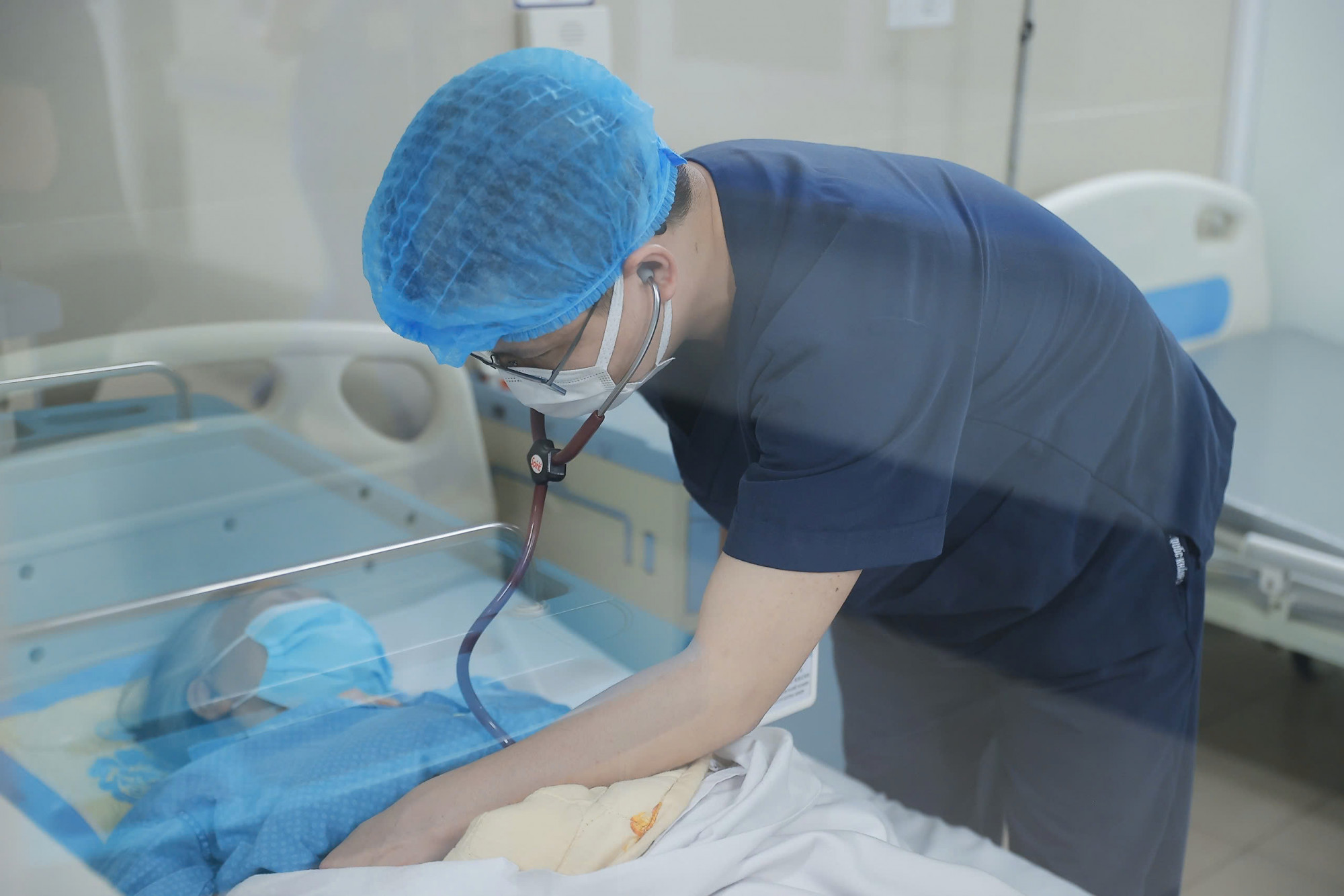 Điều trị bệnh truyền nhiễm tại Bệnh viện Thanh Nhàn - ảnh: BVCC