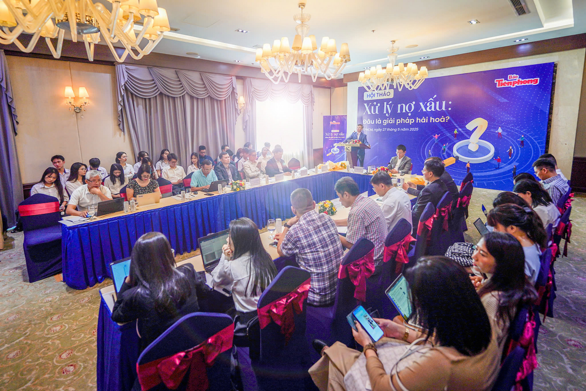 Quang cảnh buổi hội thảo 