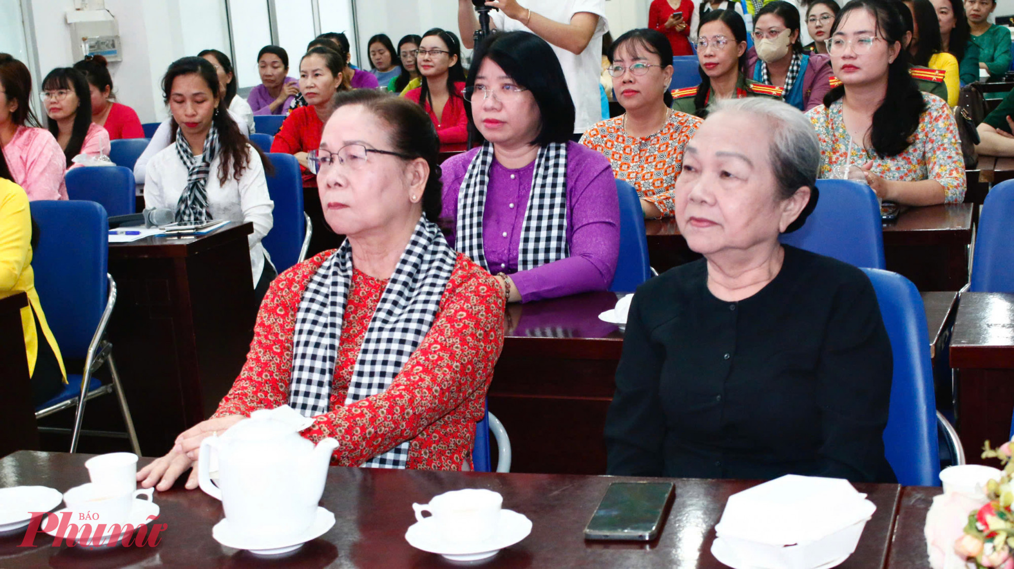 Các đại biểu tham dự