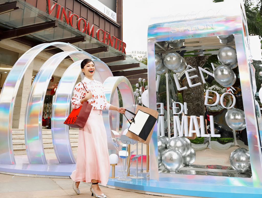 Vincom Center thu hút các bạn trẻ “Lên đồ Đi Mall”, check-in rần rần - Ảnh: Vingroup