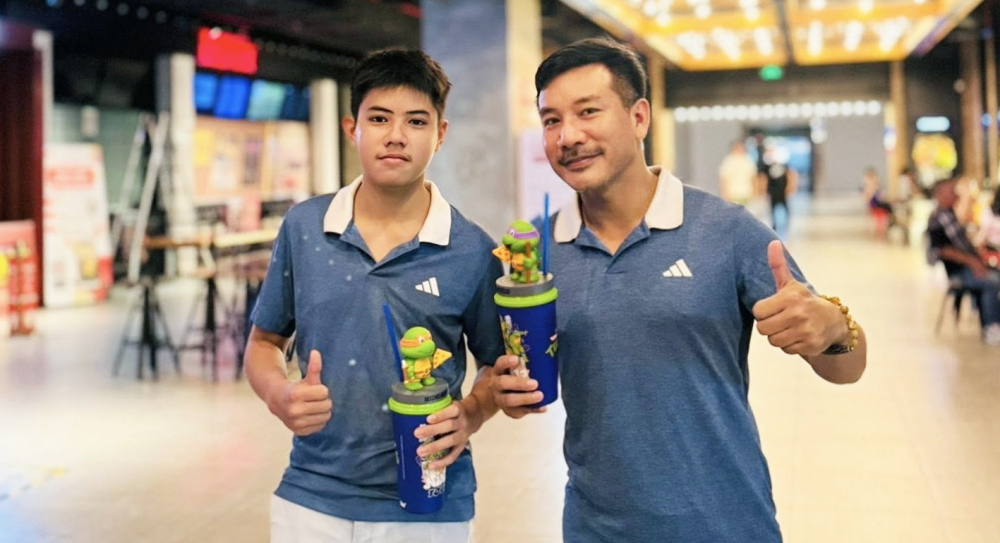 Diễn viên Bá Cường đã thành công trong việc đồng hành cùng con trai vượt qua tuổi dậy thì nhiều biến động - Ảnh do nhân vật cung cấp