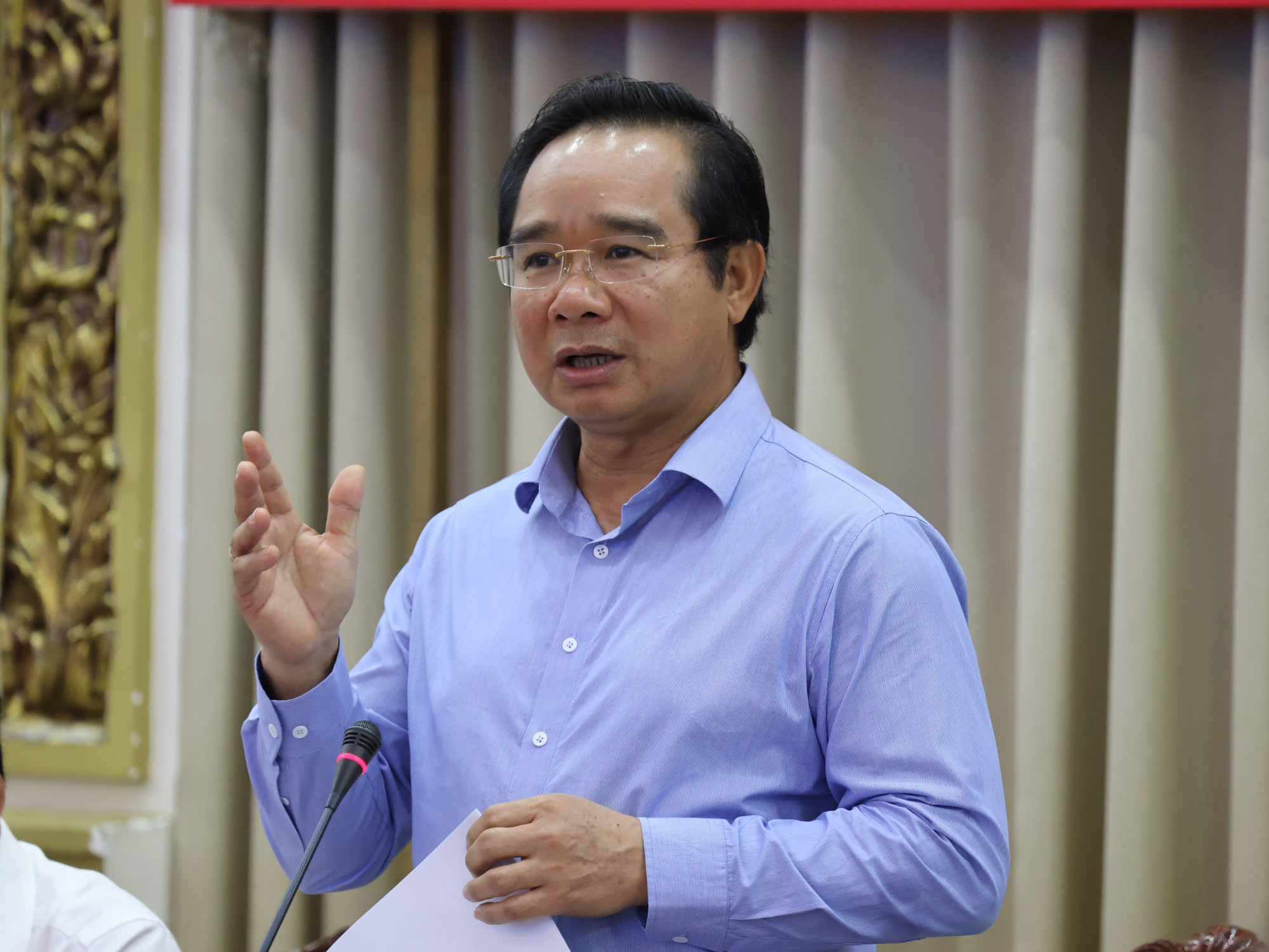 Chủ tịch UBND TPHCM Nguyễn Văn Dươc phát biểu tại hội nghị 