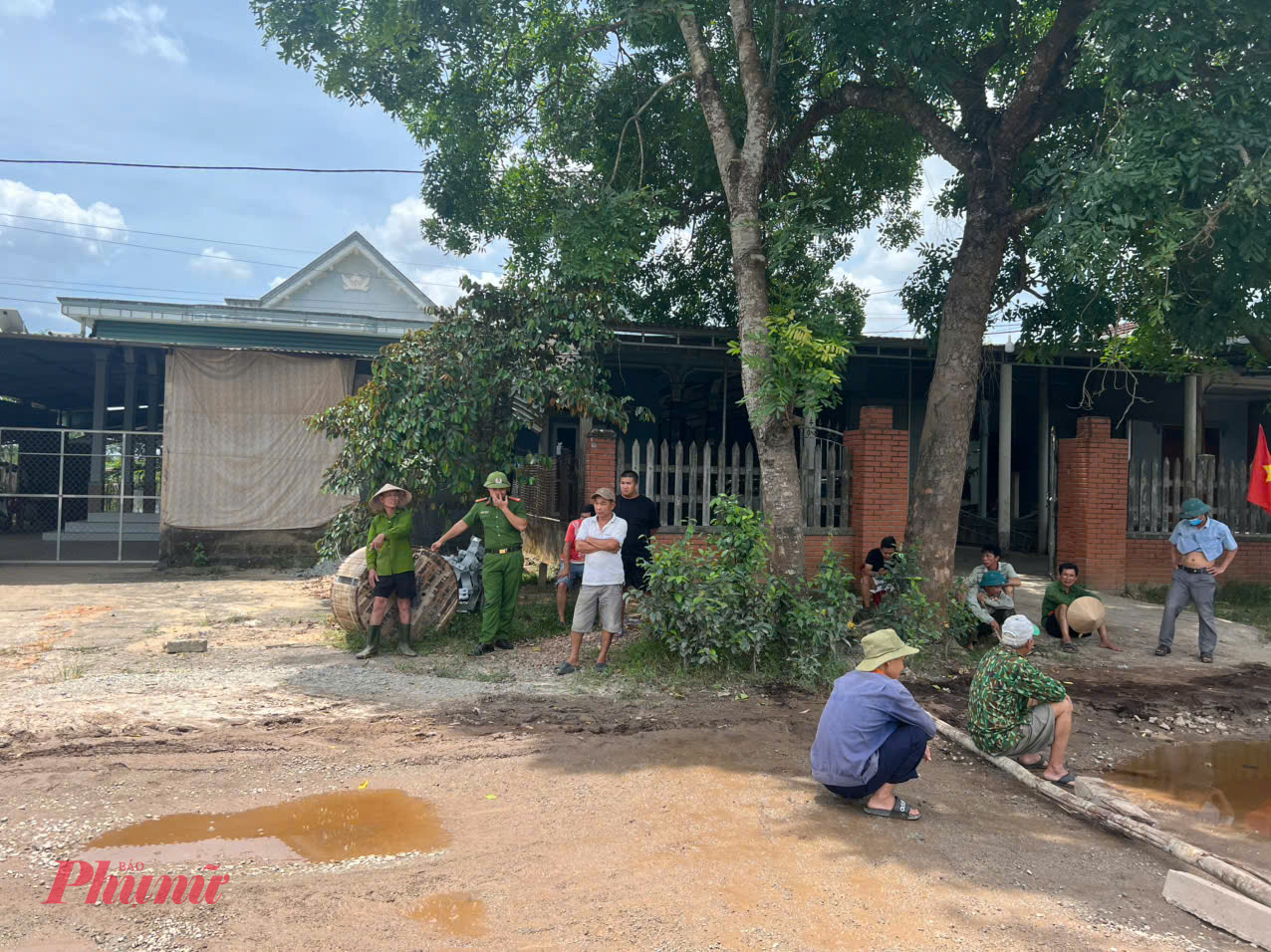 Xe có tải trọng vượt quá khả năng chịu tải của mặt đường
