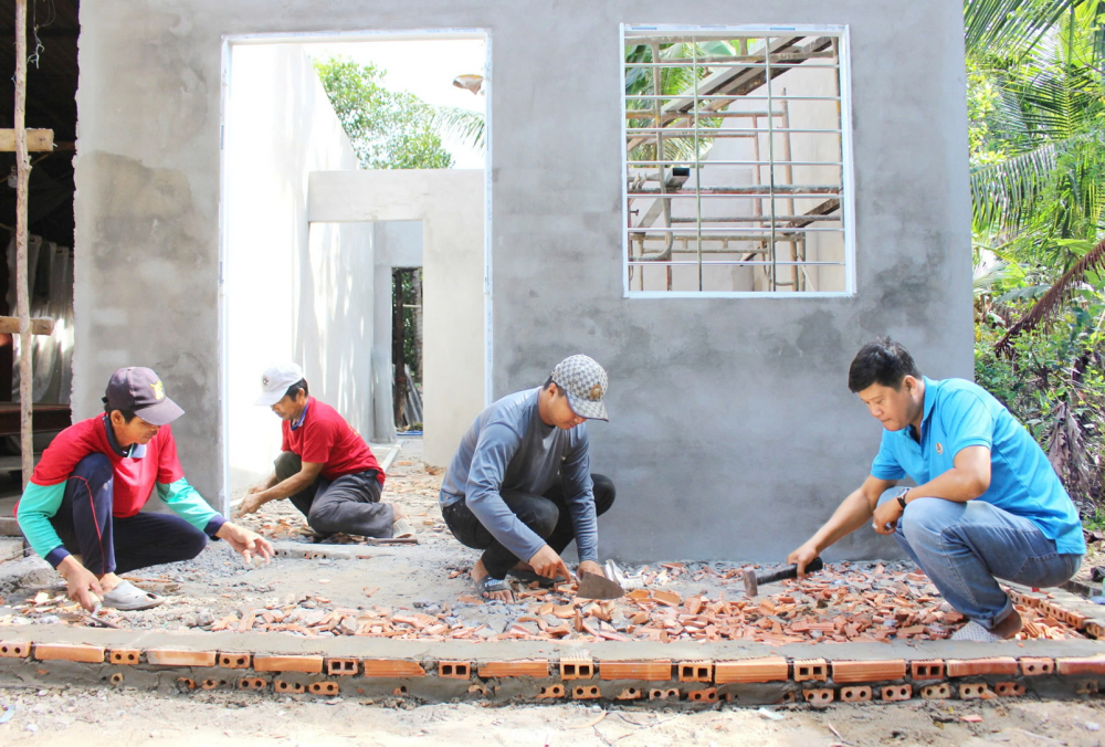 Không còn nhà tạm trên vùng sông nước miền Tây Cộng đồng cùng chung tay hỗ trợ bà con nghèo ở tỉnh Hậu Giang xây nhà mới