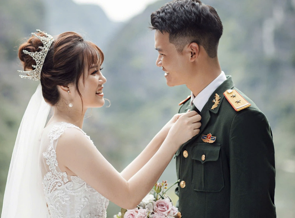 Vợ chồng anh Cảnh - chị Hà hạnh phúc trong ngày chung đôi. Ảnh: nhân vật cung cấp