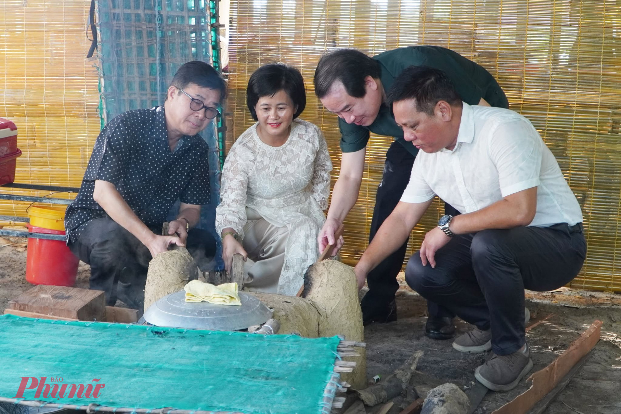 Nhóm lò khai hội Festival Mỳ Quảng 2025
