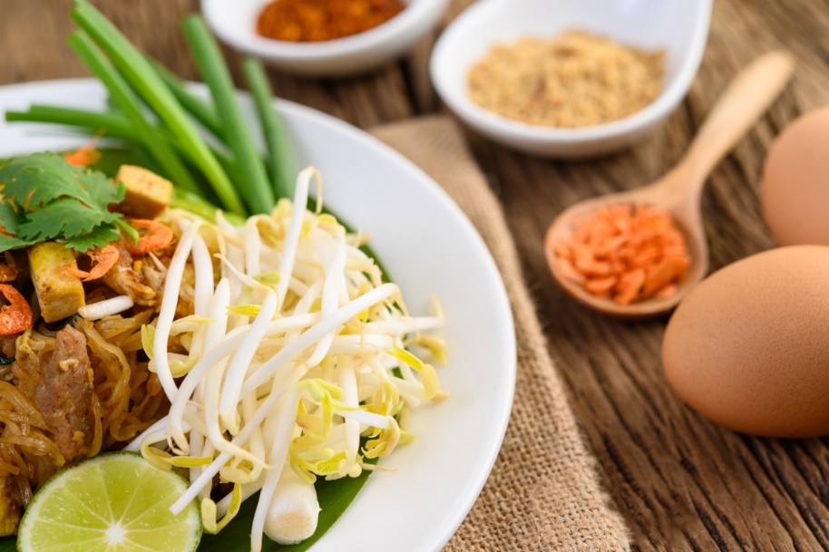 Giá đỗ chính là nhóm thực phẩm vừa dễ ăn lại thuận tiện nhưng cũng đi kèm với nhiều nghi ngại về mức độ an toàn