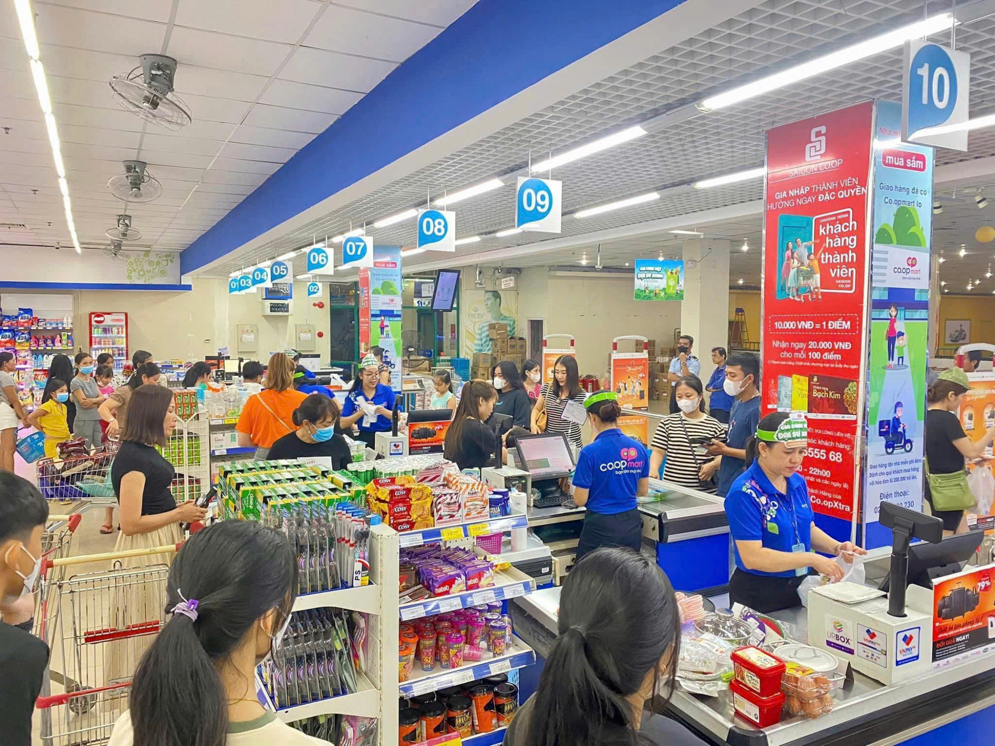 Chương trình diễn ra tại 800 điểm bán của Saigon Co.op trên toàn quốc - Ảnh H.C