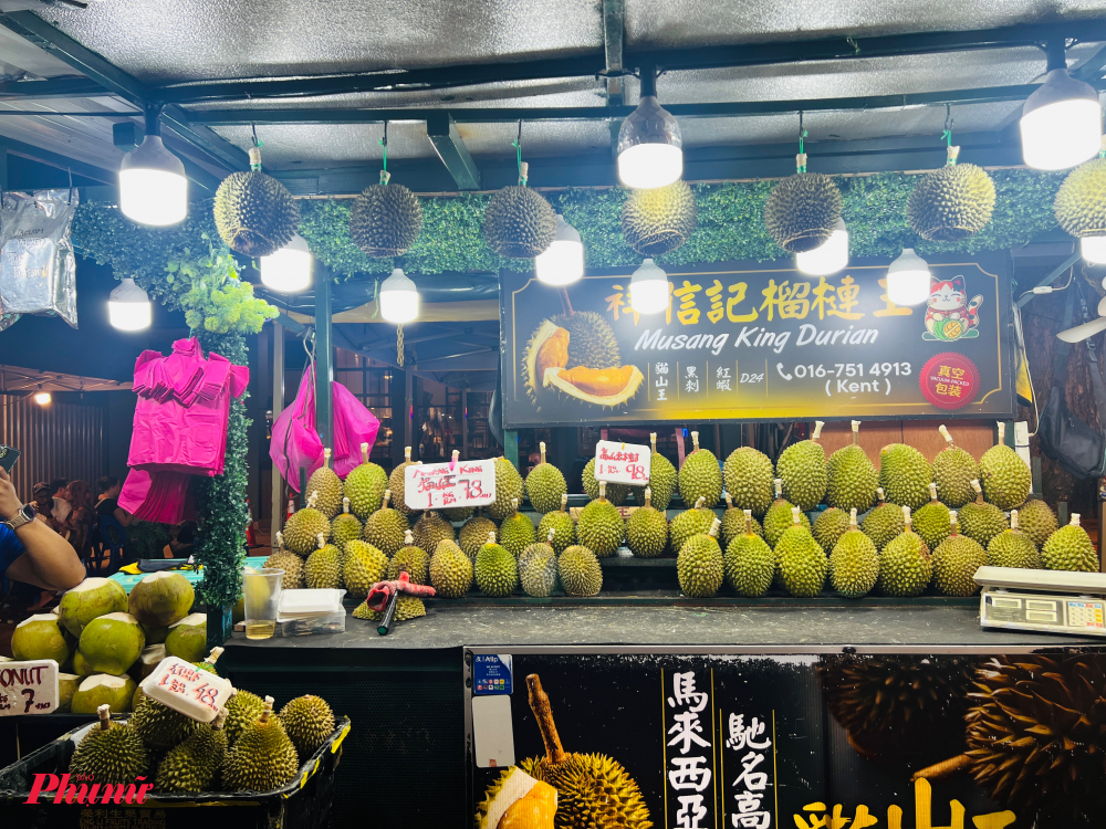 Đặc biệt, sầu riêng Musang King – niềm tự hào quốc gia – là món nhất định phải thử. 